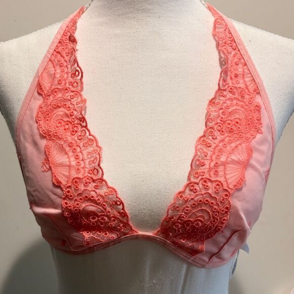 Urban Outfitters Other - Urban Outfitters Lace Bralette in Pink